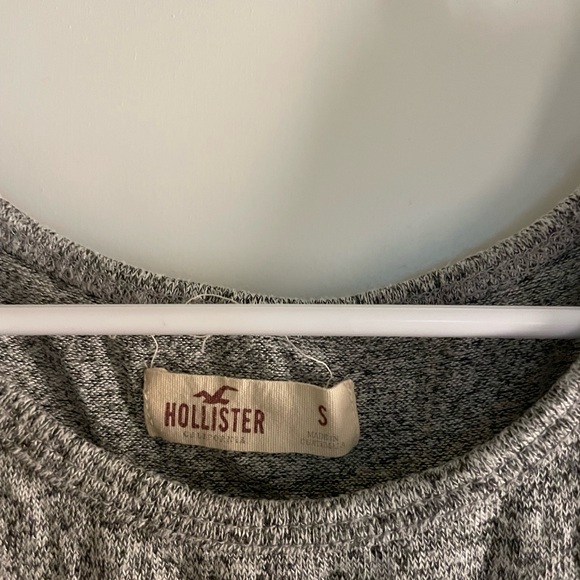 23 Hollister Gray Cold Shoulder Tank Top - Picture 2 of 2